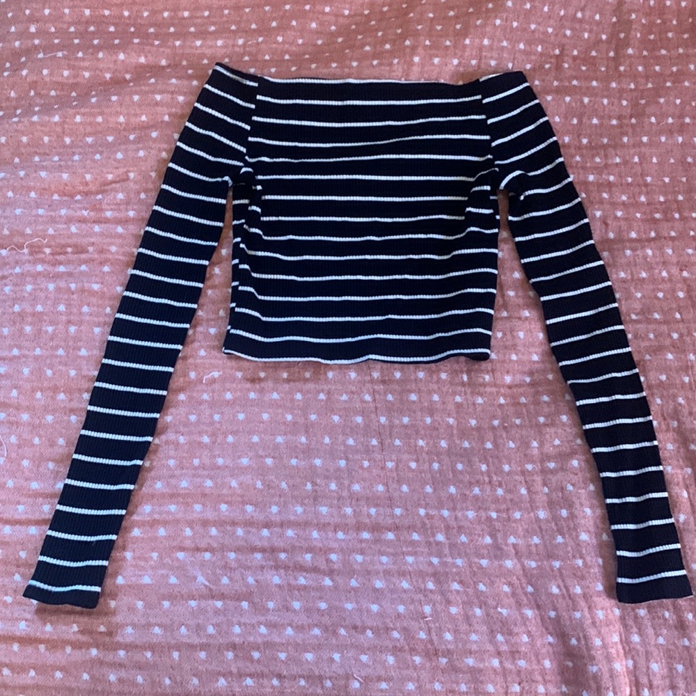 Reformation ribbed b&w striped long sleeve crop top